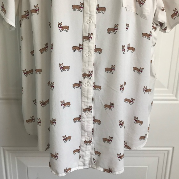 Torrid Women’s Corgie Print Stretch White Button Up SS Shirt plus size 4X in EUC - Picture 10 of 16